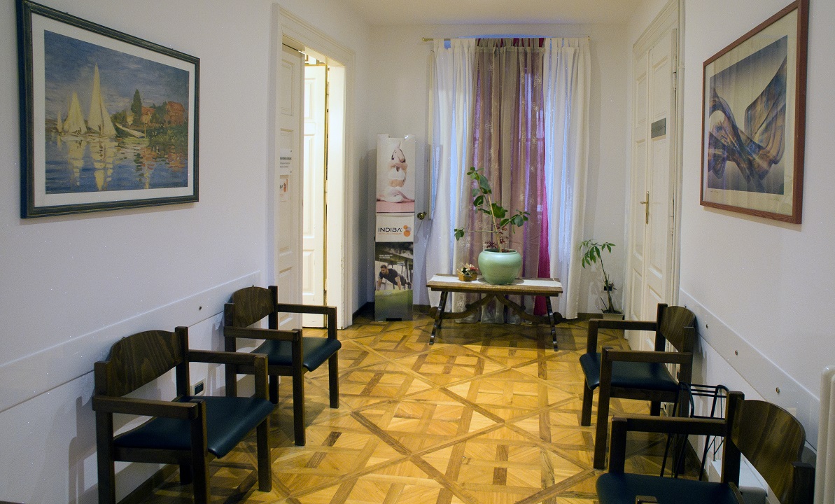 studio 2